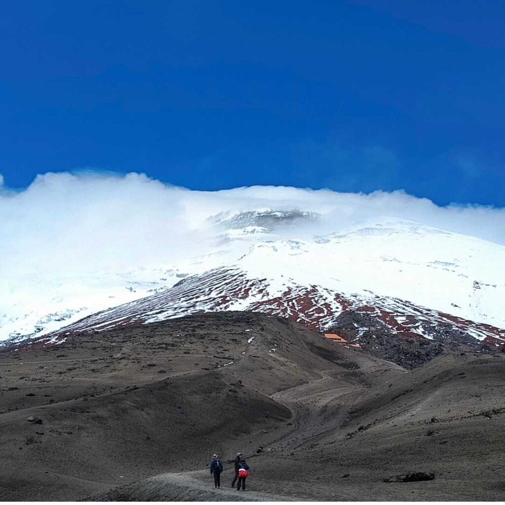 Reserva tu expedición al Cotopaxi